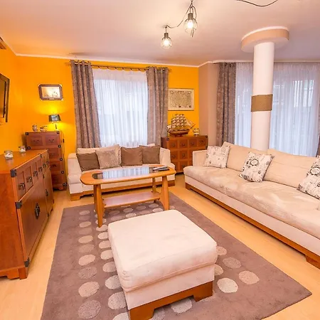 Apartement Delux Port-2